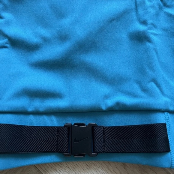 Nike gym top women’s size 8 blue colour - Picture 2 of 10